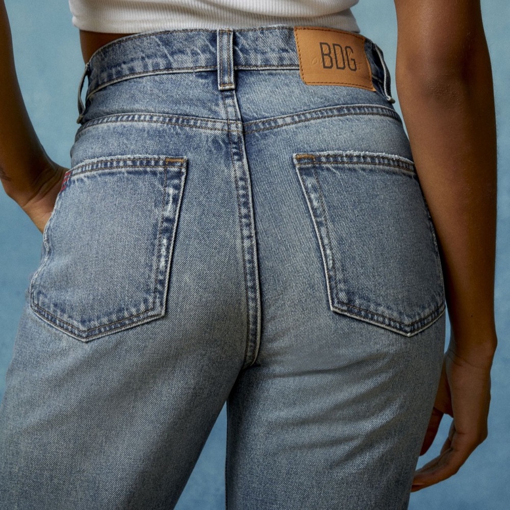 90s-inspired straight-leg jeans - Crafted from non-stretch BDG denim